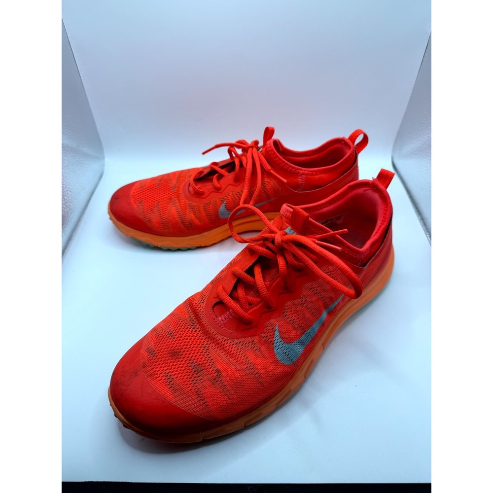 Nike FI Bermuda 776089-601 Women 9.5 Sneaker Hyper Orange Spikeless Golf Shoes